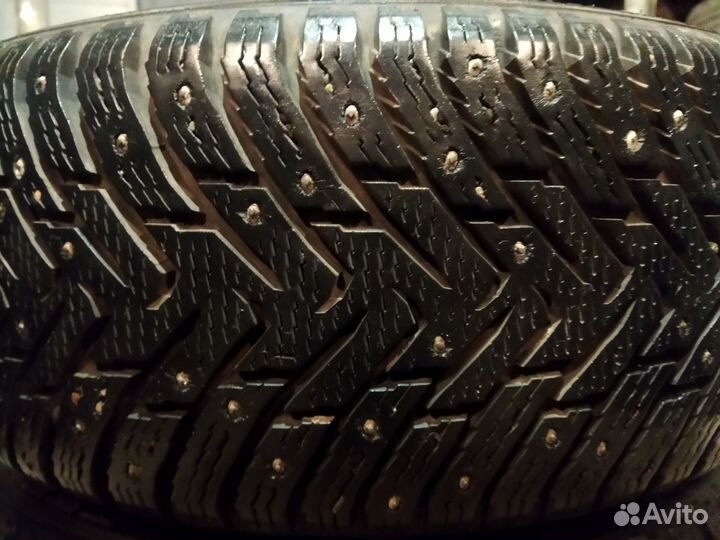 Nokian Tyres Hakkapeliitta 8 225/55 R17