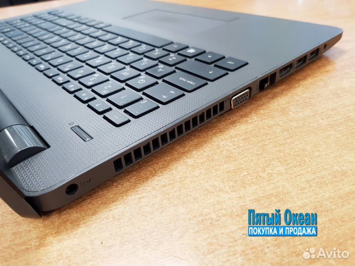 Ноутбук HP 15, i3 6006U, DDR4 8Gb, SSD, R5 M330