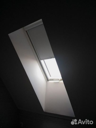 Рулонные шторы на мансардные окна