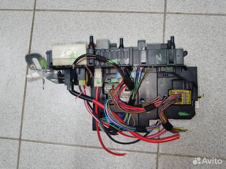 Блок SAM мерседес 5DK009225-28