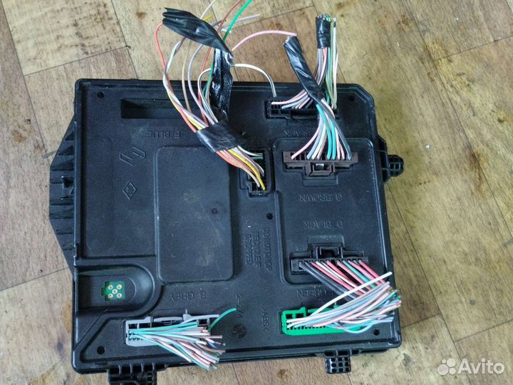 Блок комфорта Megane III Scenic 3