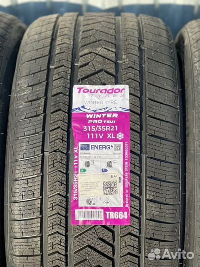 Tourador Winter Pro TSU1 275/40 R21 и 315/35 R21