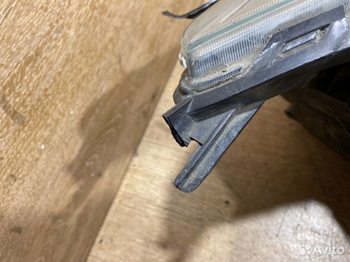 Фара передняя левая Ford Focus 1 дорест 141845