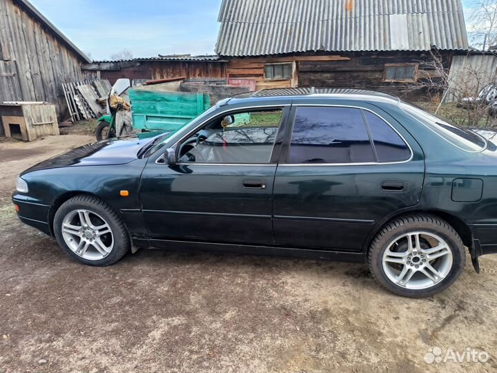 Toyota Camry 2.2 МТ, 1993, 497 000 км