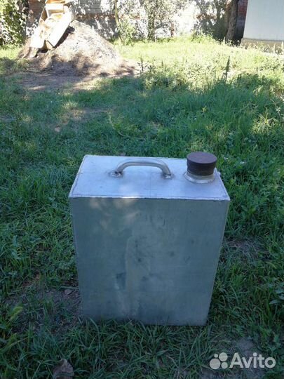 Алюминиевая канистра