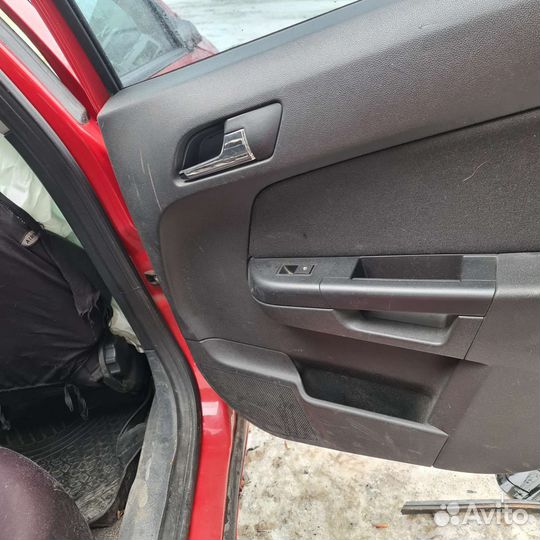 Обшивка двери с ручкой задняя правая opel astra h