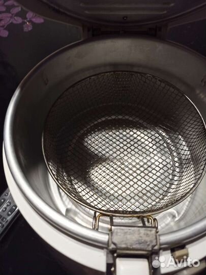 Фритюрница бу для фри. В очень хорошем состоянии