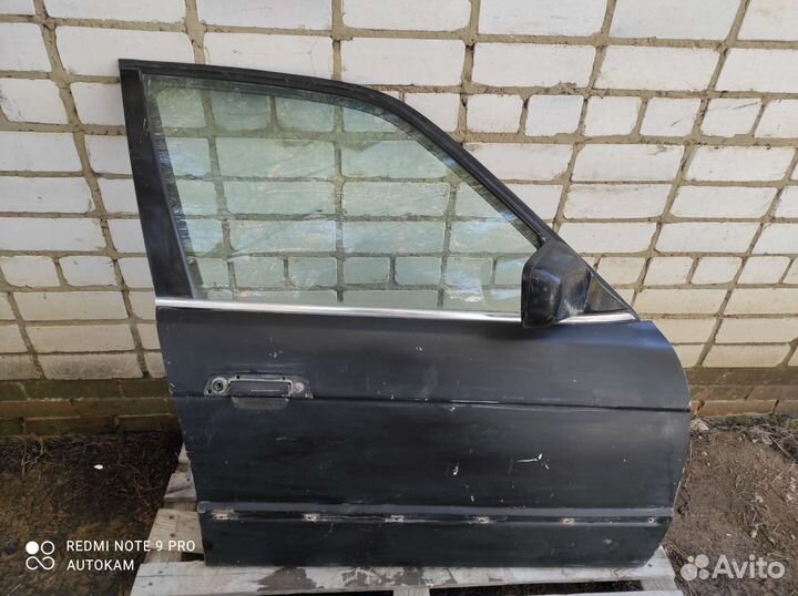Дверь передняя правая BMW 5. E34