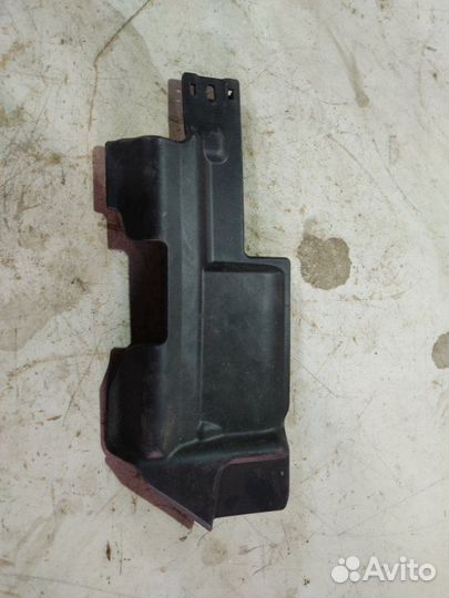 Накладка на торпедо Volkswagen Golf 5G1 cjza 1.2