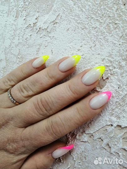 Маникюр/педикюр/наращивание ногтей