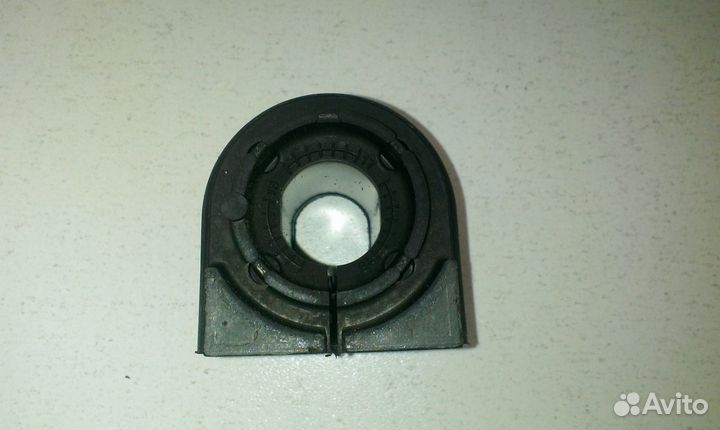 Втулки переднего стабилизатора Solaris, Rio 14-16