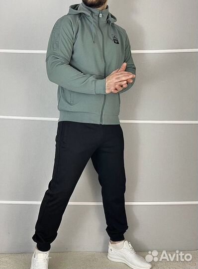 Adidas спортивный костюм