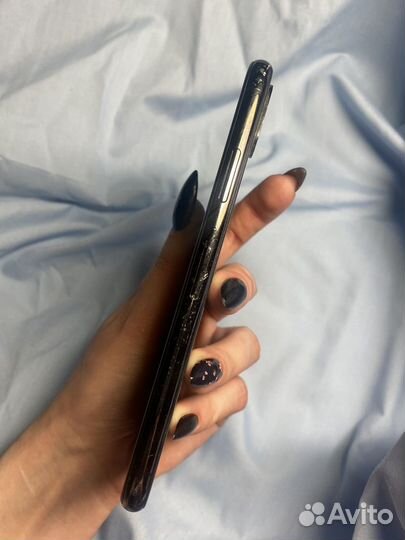 iPhone X, 64 ГБ