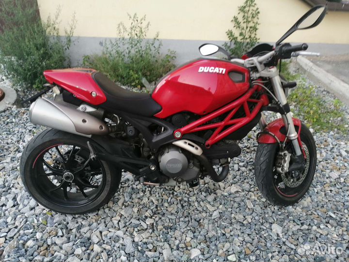 Ducati monster 796 ABS