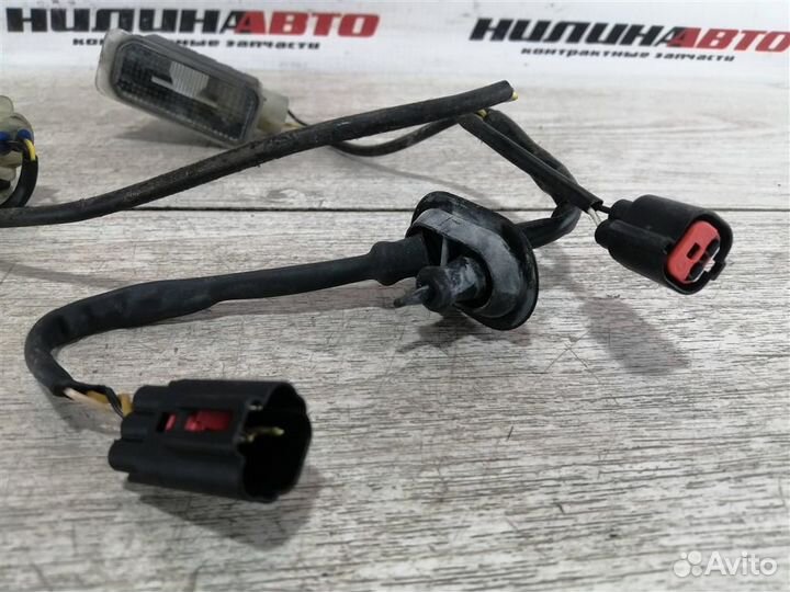 Фонарь подсветки номера Форд Фокус 2