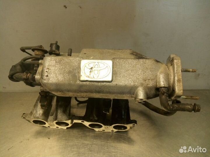 Коллектор впускной Toyota Curren ST206 3SFE