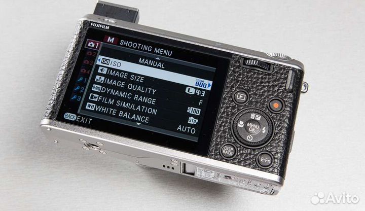 Компакт FujiFilm XF1