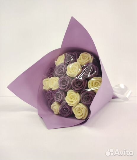 Розы из Белого Шоколада - 19 шт в Букете