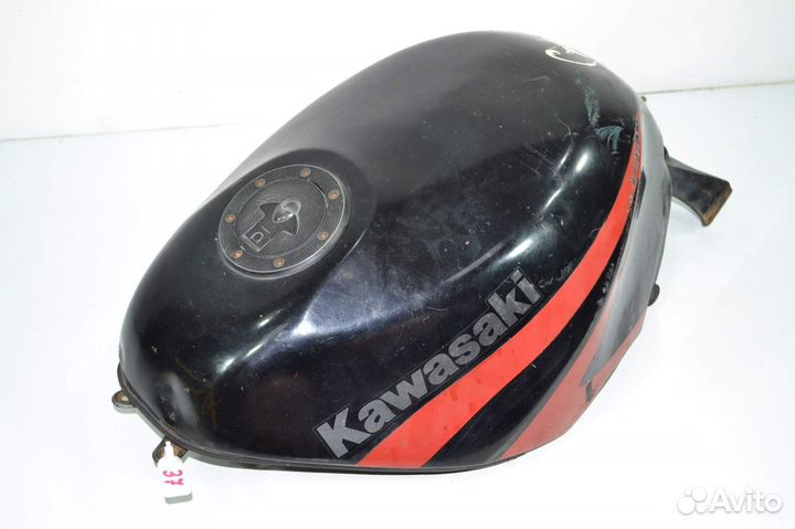 Бензобак Kawasaki ZZR400-1