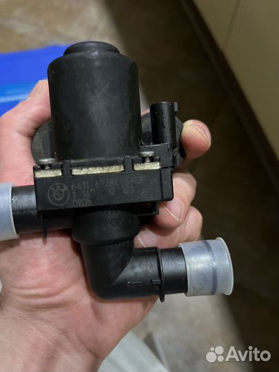 Клапан печки x3e83 64116928495 bmw