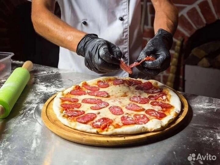 Повар пиццер