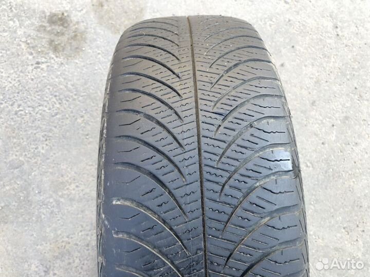 Goodyear Vector 4Seasons Gen-2 185/60 R15 84T