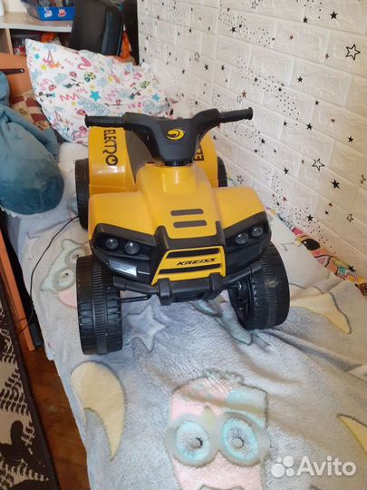 Детский квадроцикл бу Creiss 6v cj219