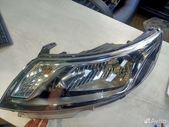 Фара левая Kia Rio оригинал 92101-4x000