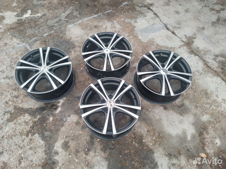 Литые диски на R16