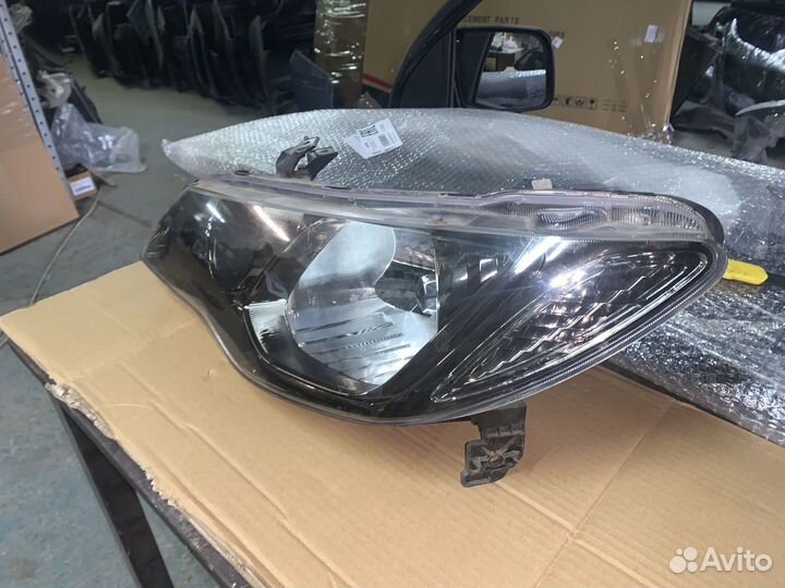 Фара левая civic 4d