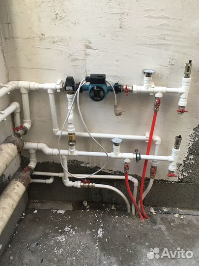 Монтаж систем отопления и водоснабжения