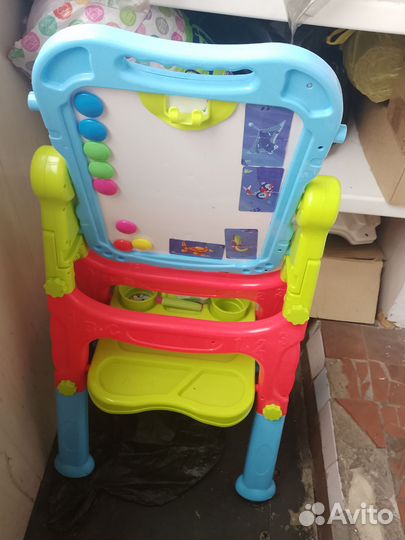 Продам мольберт, стоит без дела