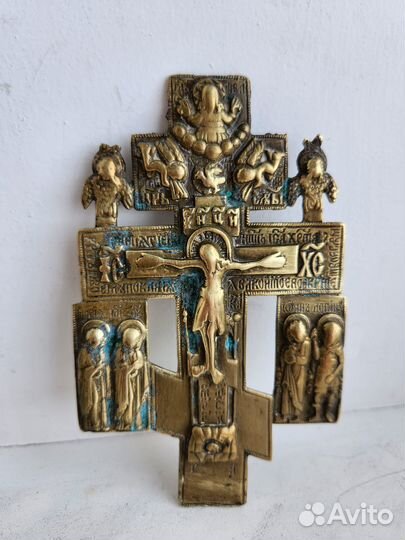 Старинный крест распятие Христово с Херувимами