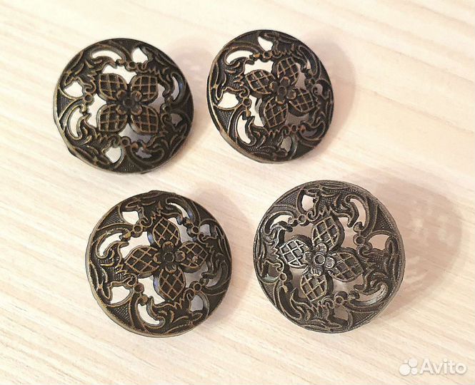 Пуговицы СССР новые разные