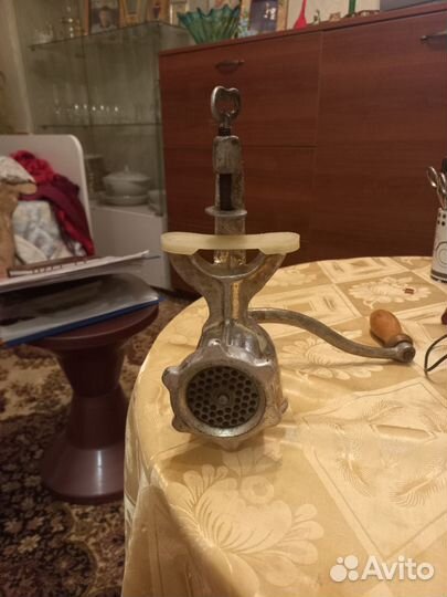 Мясорубка ручная СССР чугунная