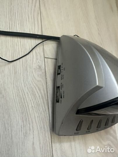 Радио часы будильник vitek