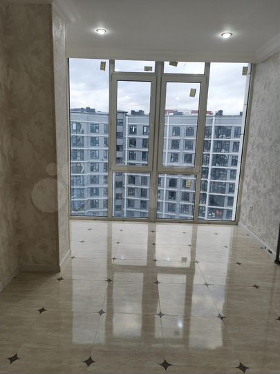2-к. квартира, 72 м², 9/10 эт.