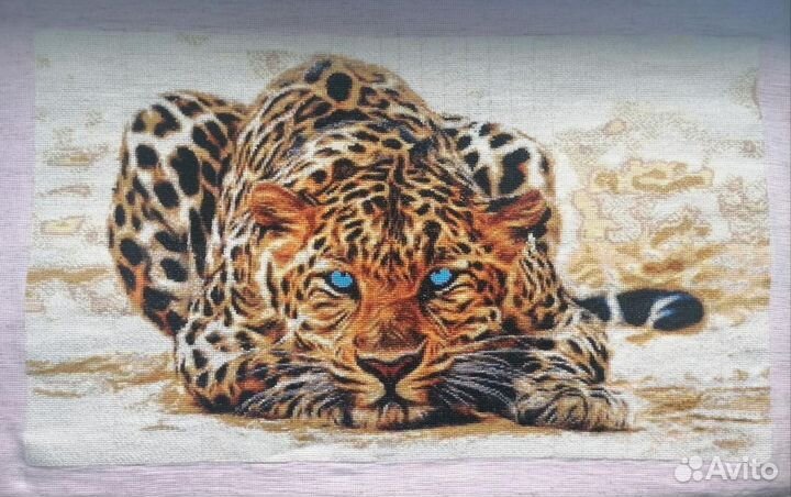 Картина вышитая крестом ручная работа