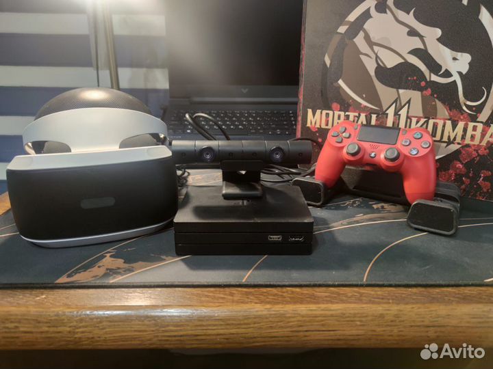 Игровая приставка ps4 pro