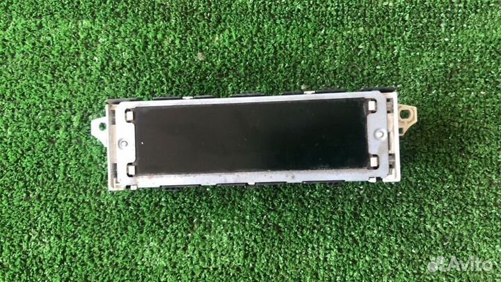 Дисплей информационный Peugeot 308