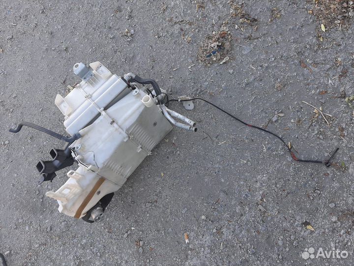 Запчасти на авто