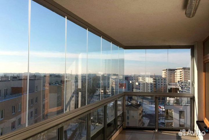 Безрамное остекление раздвижной системой