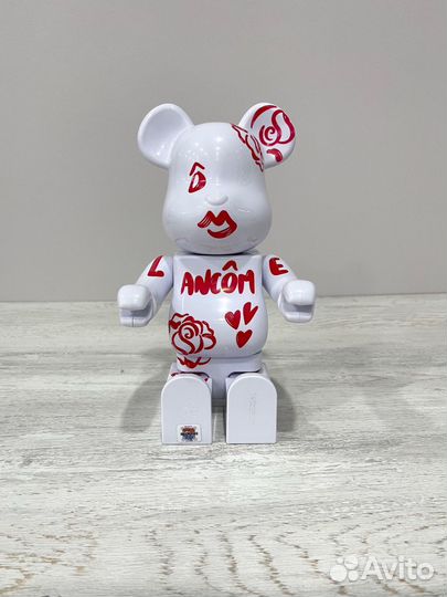 Медведь bearbrick lancome paris