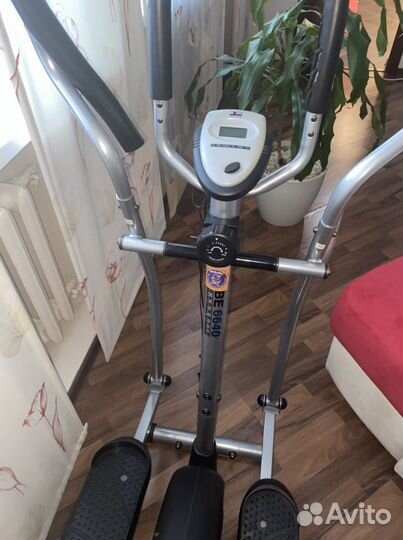 Эллиптический тренажер