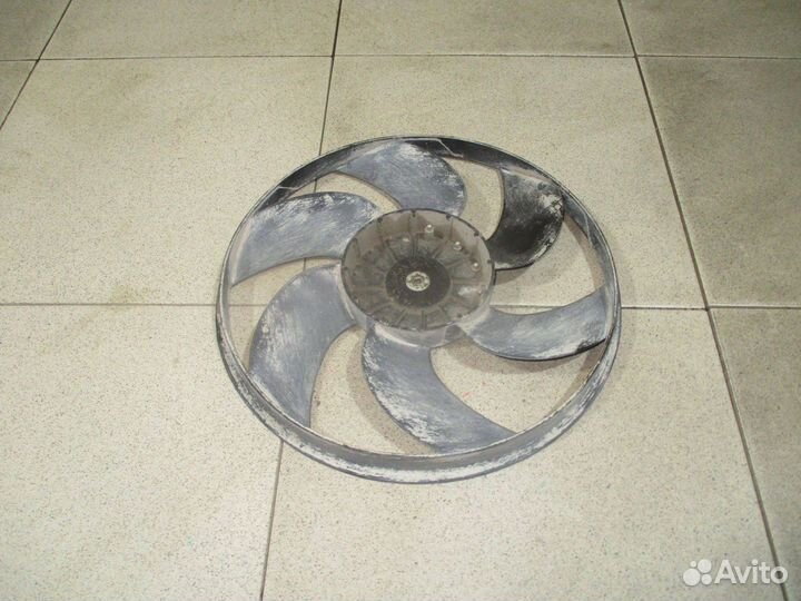 Крыльчатка Renault Logan 1