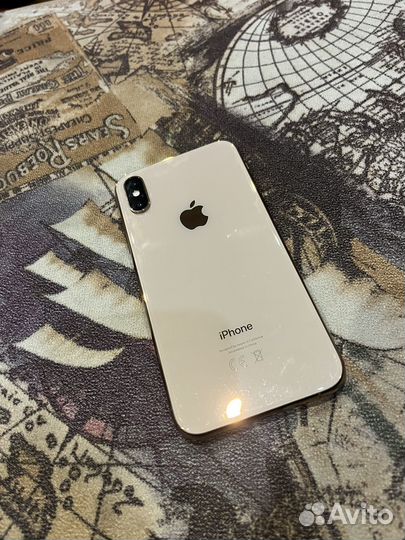 iPhone Xs, 64 ГБ