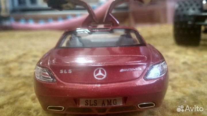 Модель Mercedes-Benz AMG SLS