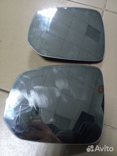 Зеркальный элемент левый Volvo