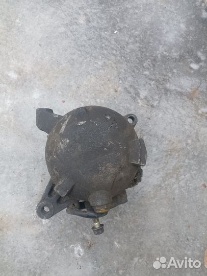 Компрессор кондиционера KIA clarus 1