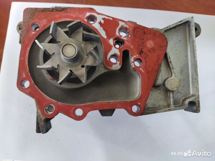 Водяной насос помпа Renault